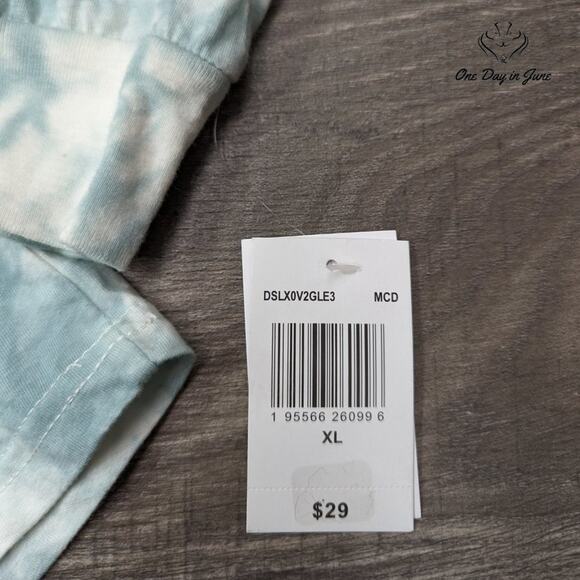 Disney Collared Long Sleeve Tee Shirt Size XL - Picture 2 of 5